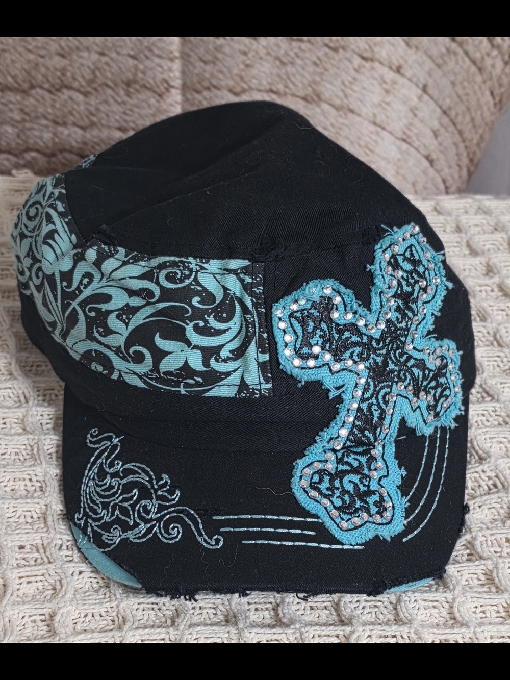 KBETHOS  Black Cap blue Embroidery